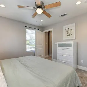 Two-story Near Oak Park Brewing! , Sacramento United States